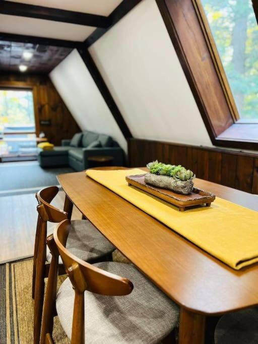 Villa New! Cozy & Modern A-Frame In The Woods W/Hot Tub Tamworth Exterior foto