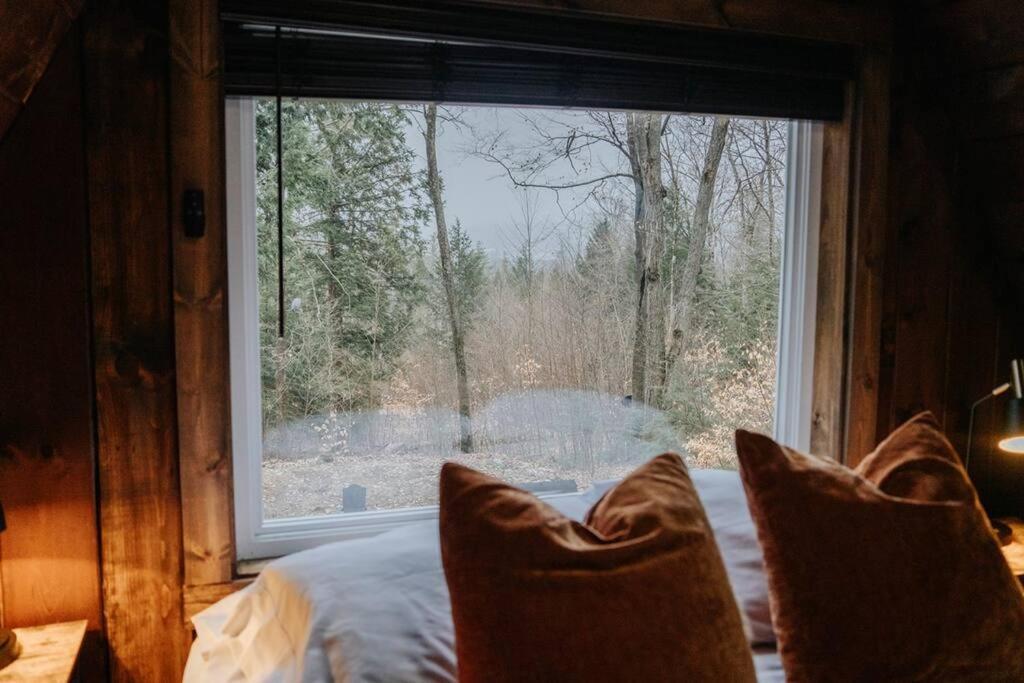 Villa New! Cozy & Modern A-Frame In The Woods W/Hot Tub Tamworth Exterior foto